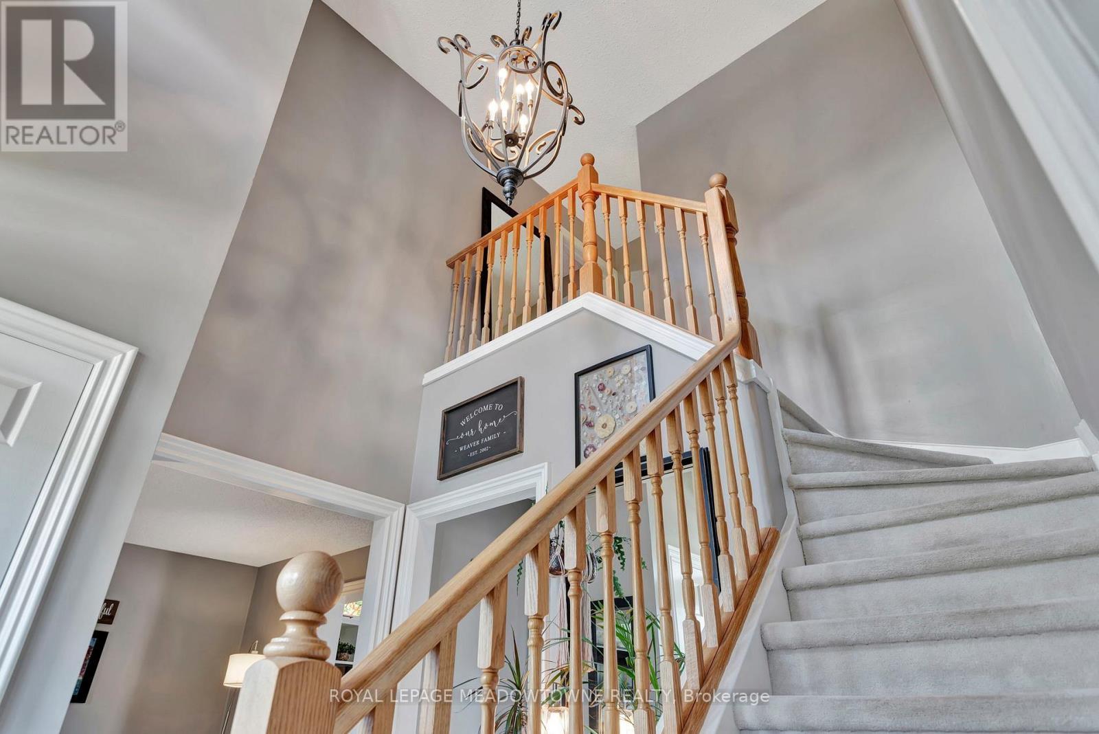 












1 WOODSPRING COURT E

,
Hamilton,




Ontario
L8N2Z7

