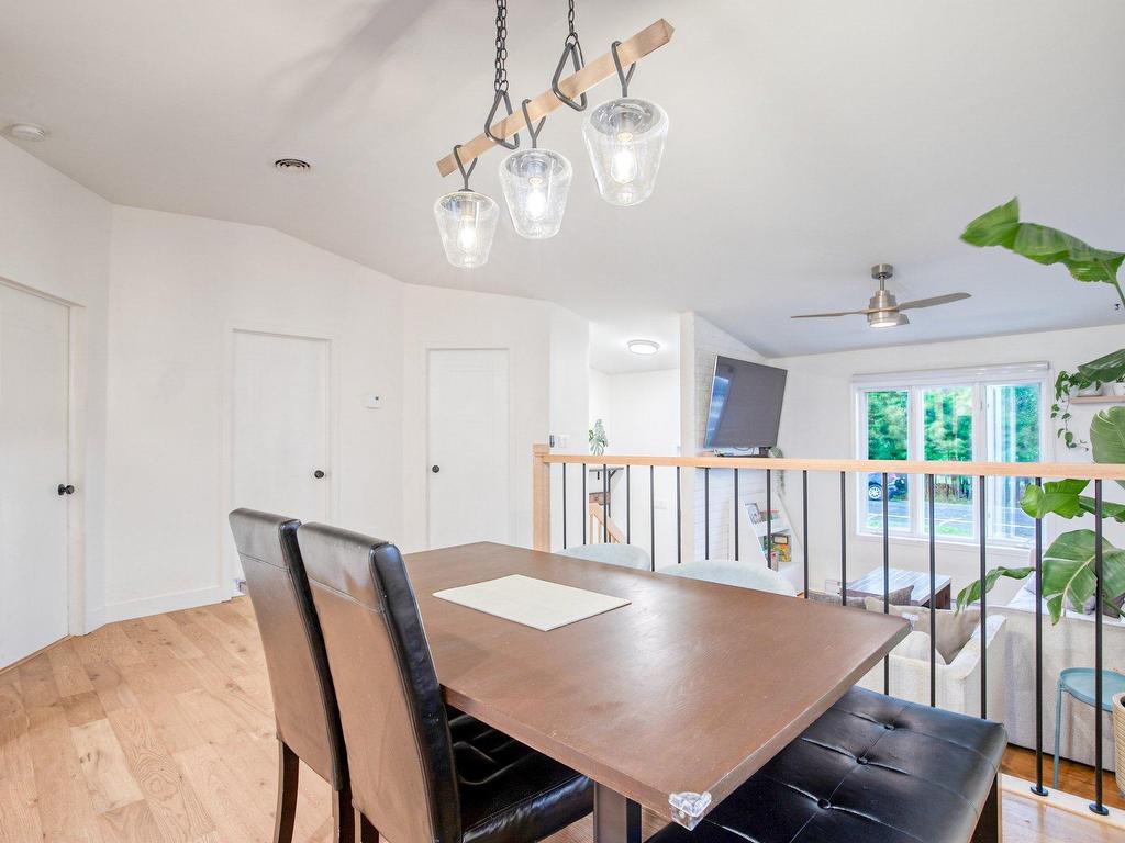 









1231


Rue St-Charles

,
Saint-Alexandre,




QC
J0J1S0

