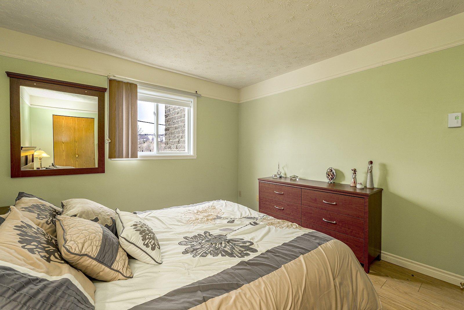 









1105


Rue de l'Esplanade

, 4,
Sherbrooke (Les Nations),




QC
J1H1S9

