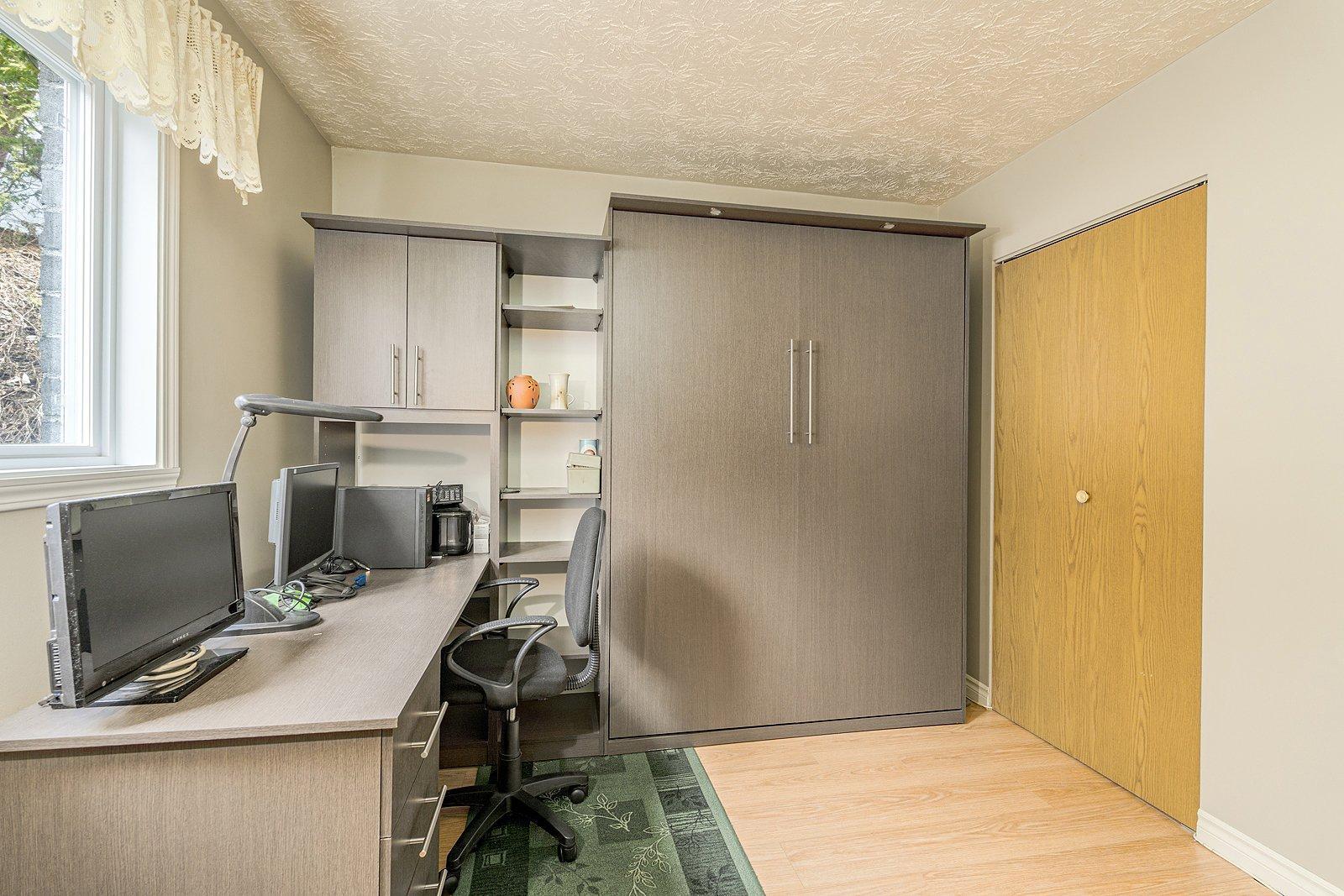









1105


Rue de l'Esplanade

, 4,
Sherbrooke (Les Nations),




QC
J1H1S9

