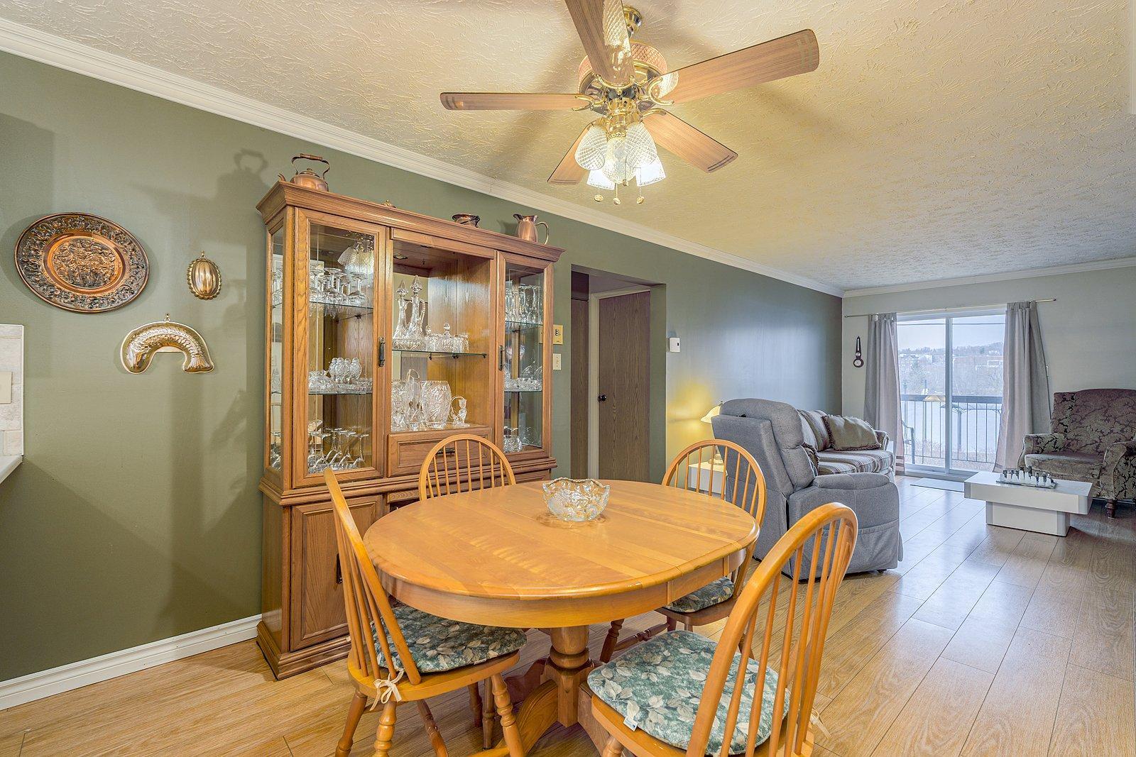 









1105


Rue de l'Esplanade

, 4,
Sherbrooke (Les Nations),




QC
J1H1S9

