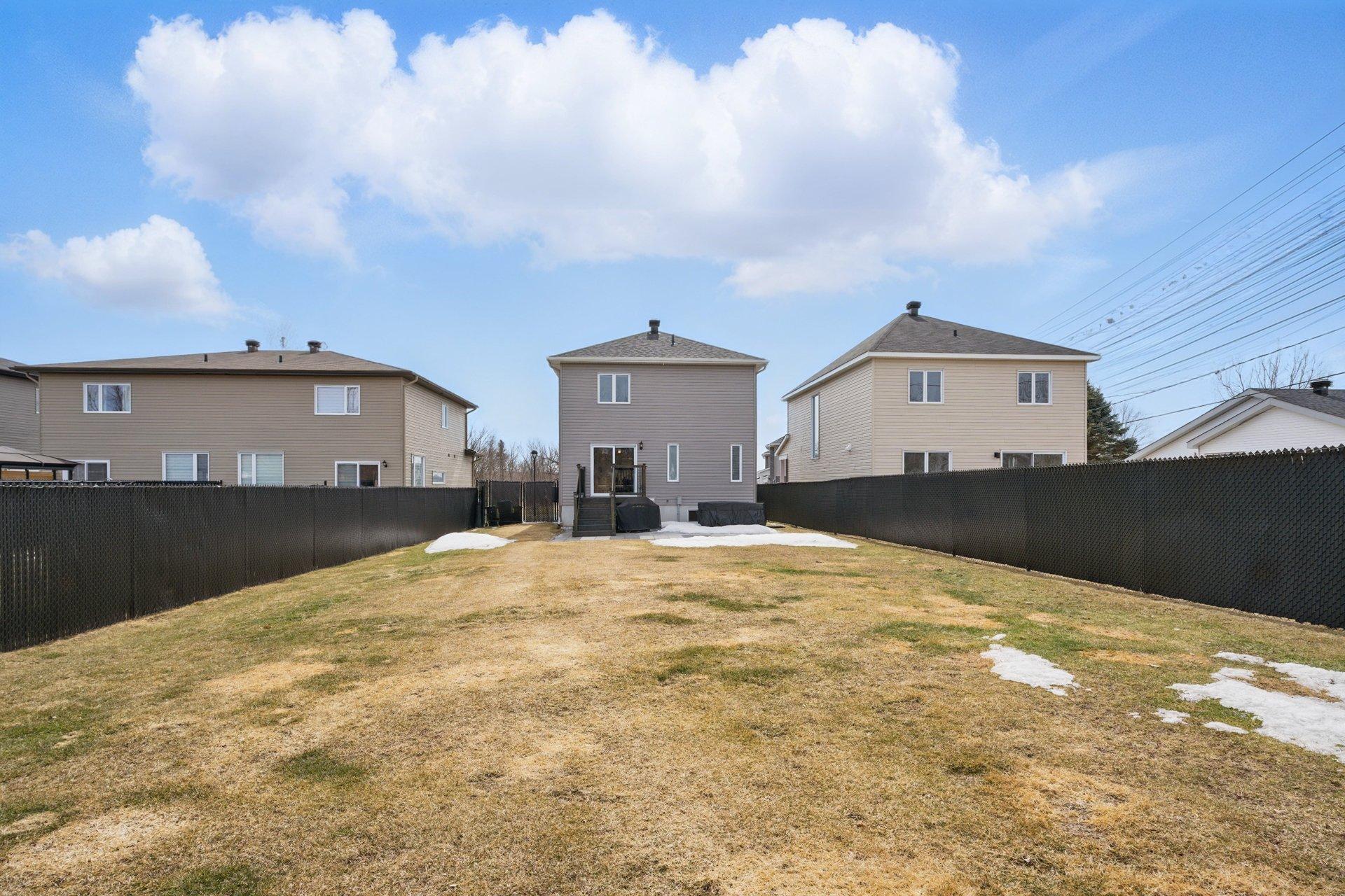 









185


Rue des Hauts-Bois

,
Gatineau (Masson-Angers),




QC
J8M0C9

