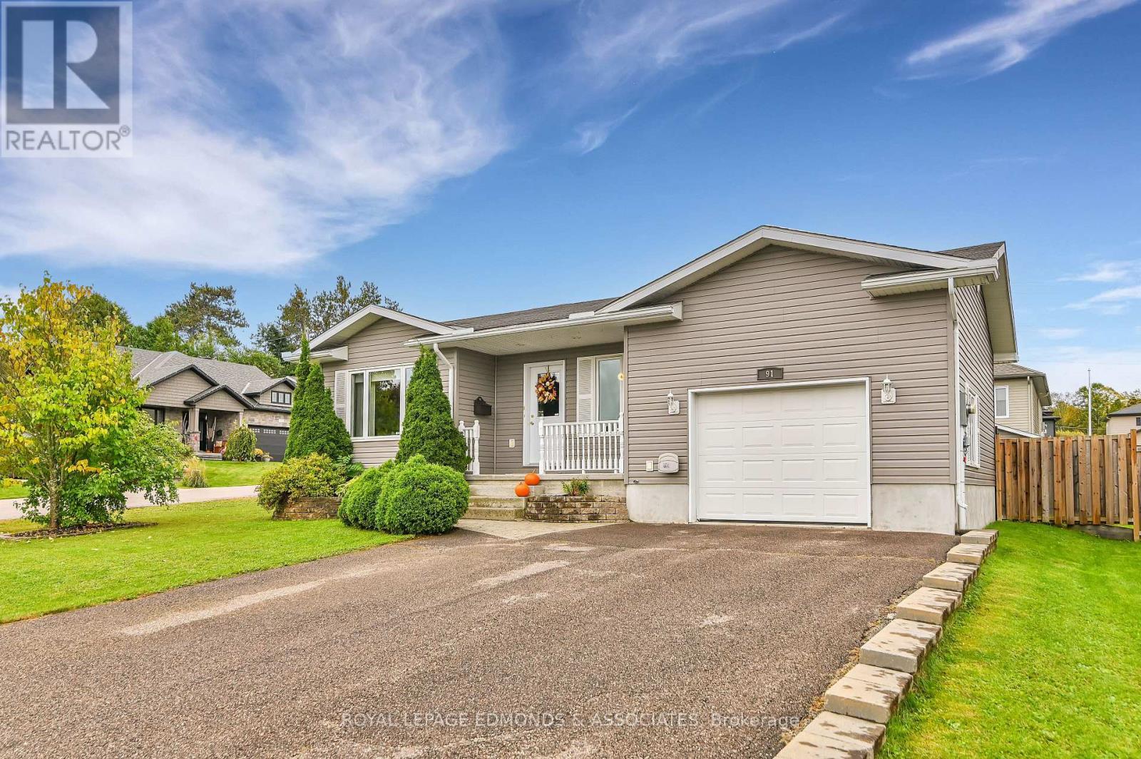 












91 HARAMIS DRIVE

,
Renfrew,




Ontario
K7V4M4

