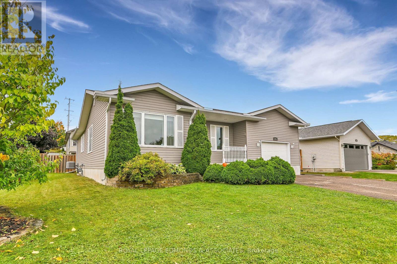 












91 HARAMIS DRIVE

,
Renfrew,




Ontario
K7V4M4

