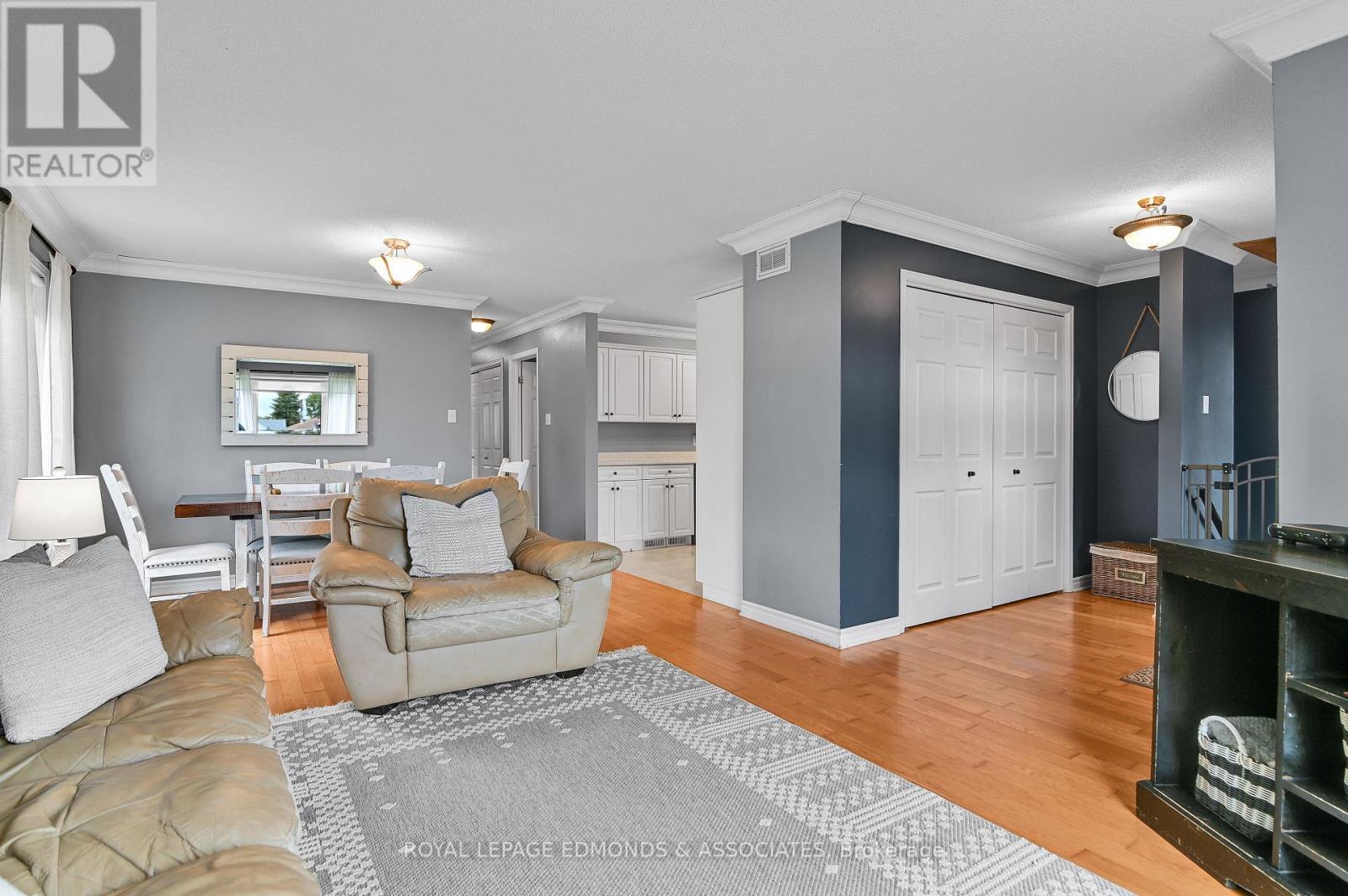 












91 HARAMIS DRIVE

,
Renfrew,




Ontario
K7V4M4

