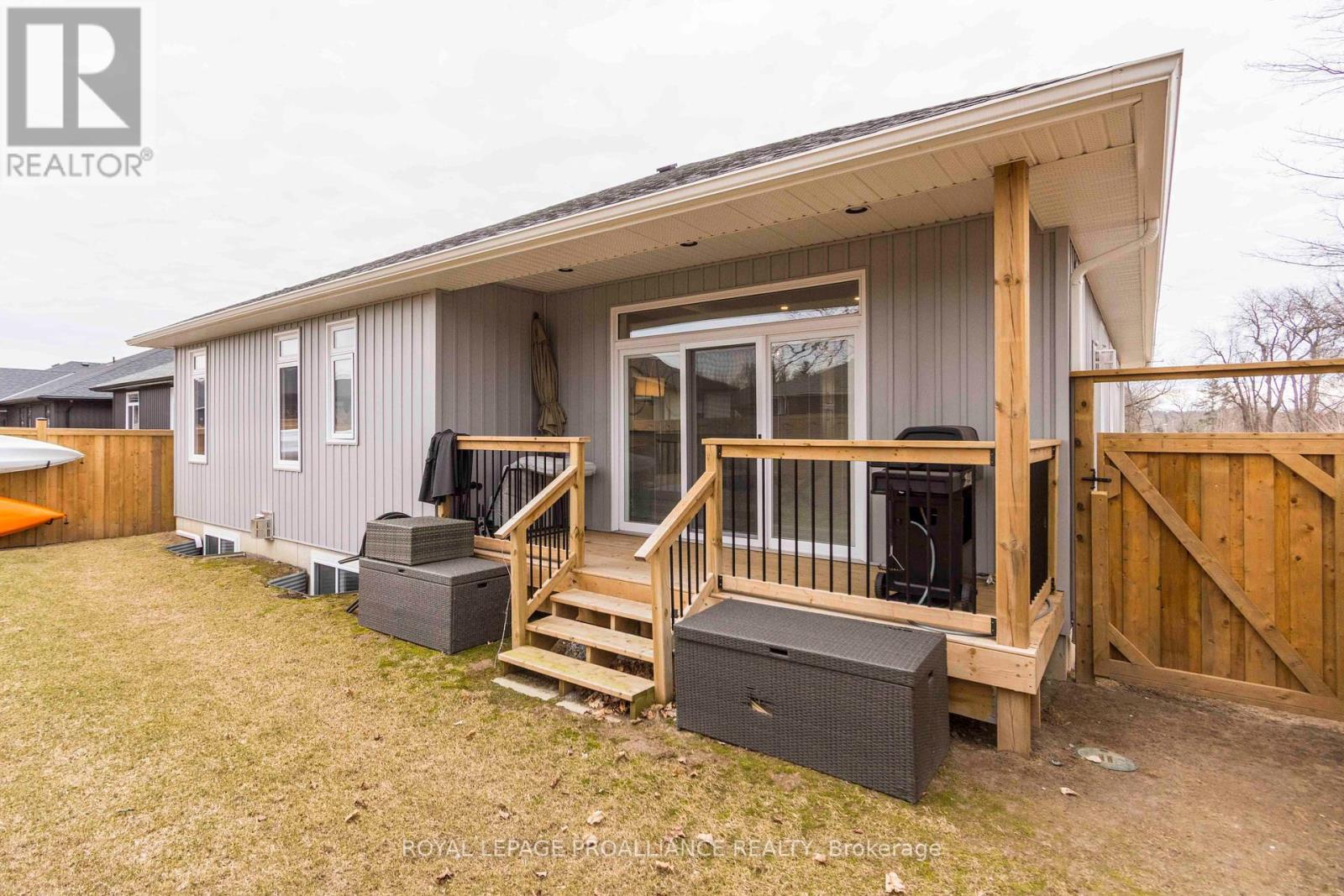 












51 SABRINA AVENUE

,
Quinte West (Murray Ward),




Ontario
K8V0J9

