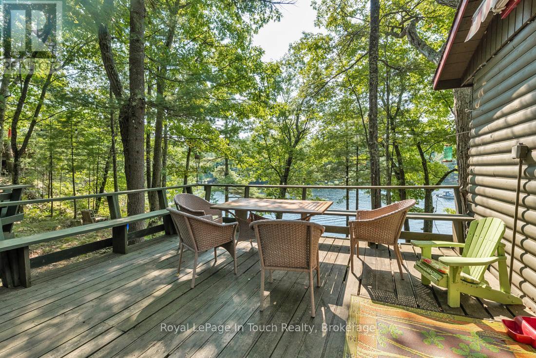 












21 SEVERN RIVER SR406 S

,
Muskoka Lakes (Wood (Muskoka Lakes)),




Ontario
L0K1E0

