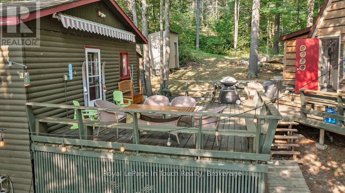 












21 SEVERN RIVER SR406 S

,
Muskoka Lakes (Wood (Muskoka Lakes)),




Ontario
L0K1E0

