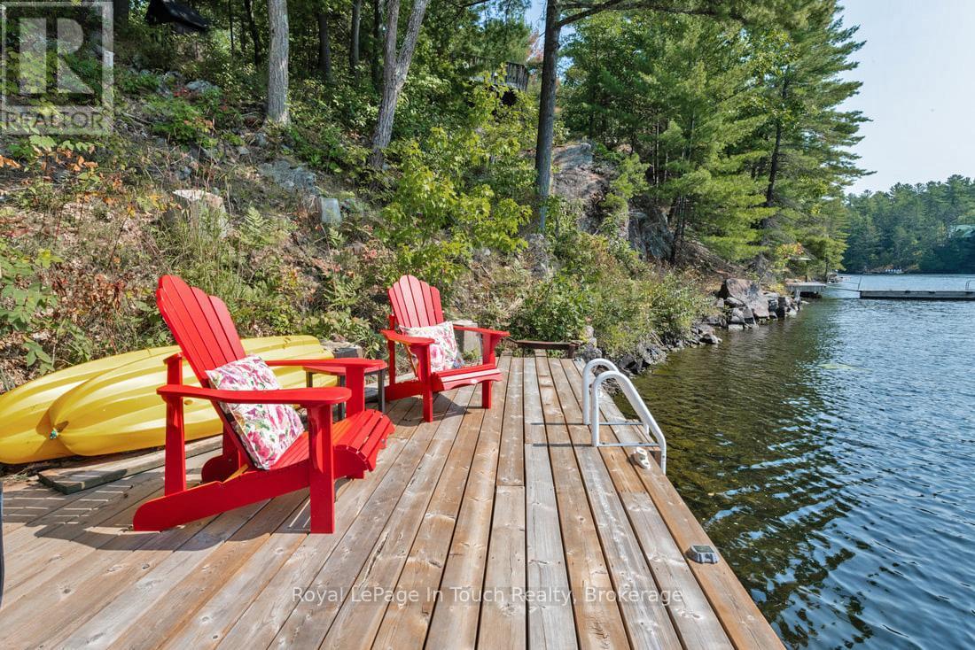 












21 SEVERN RIVER SR406 S

,
Muskoka Lakes (Wood (Muskoka Lakes)),




Ontario
L0K1E0

