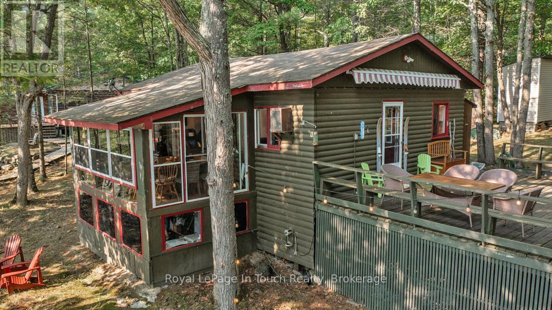 












21 SEVERN RIVER SR406 S

,
Muskoka Lakes (Wood (Muskoka Lakes)),




Ontario
L0K1E0

