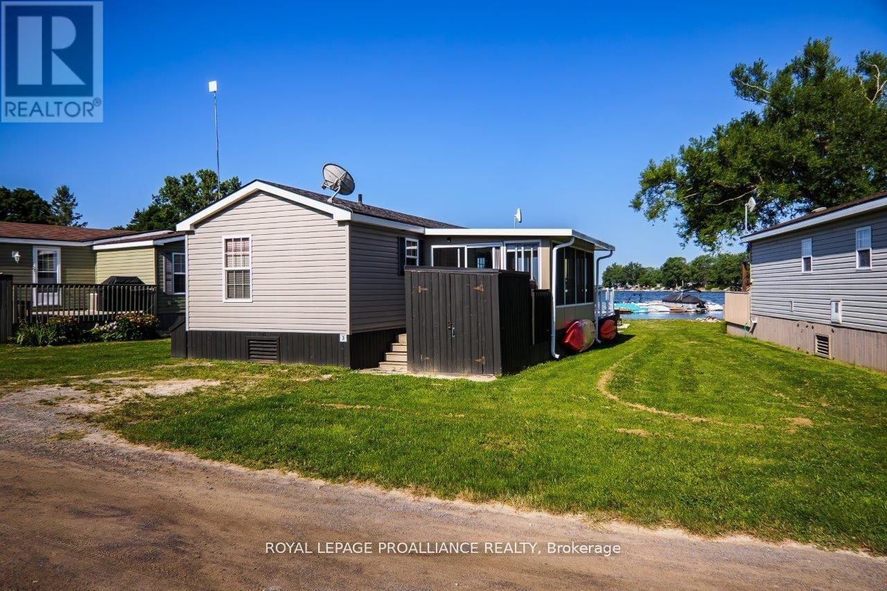 












486 CTY RD 18 - 3 BEACHVIEW LANE

,
Prince Edward County (Athol Ward),




Ontario
K0K1P0

