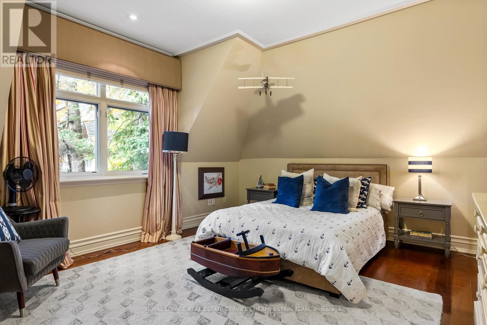 












55 VALECREST DRIVE

,
Toronto,




Ontario
M9A4P5

