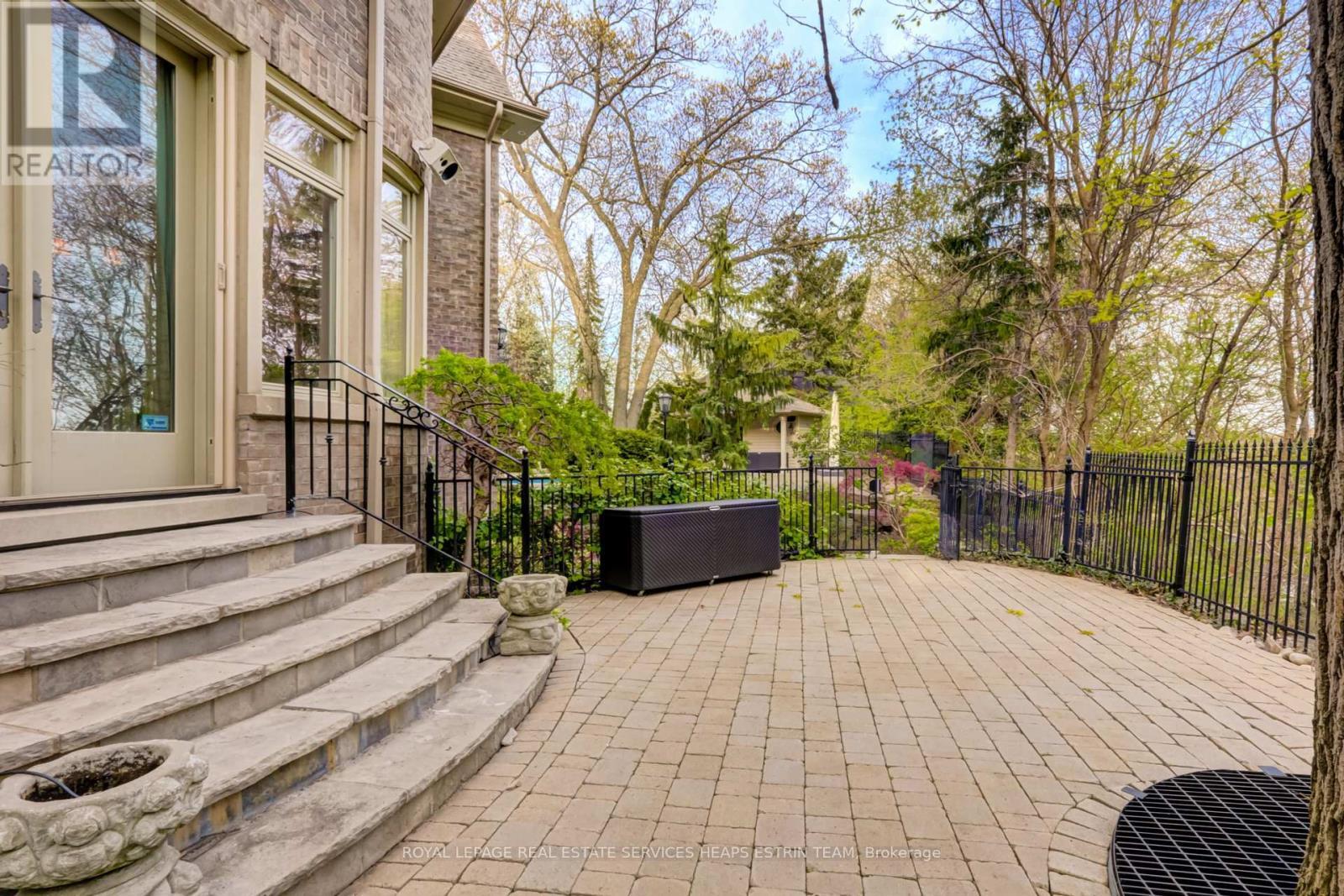 












55 VALECREST DRIVE

,
Toronto,




Ontario
M9A4P5

