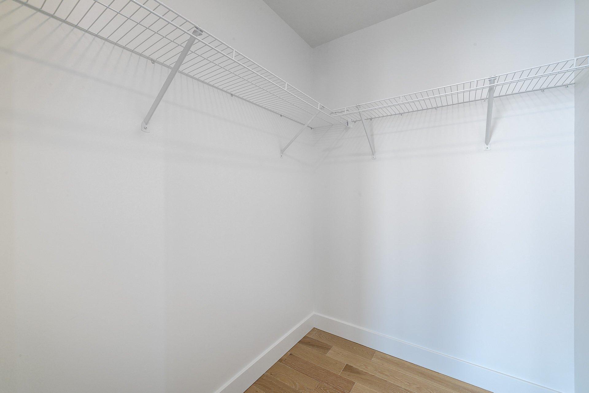 









1245


Rue De Bleury

, 3501,
Montréal (Ville-Marie),




QC
H3B0C2


