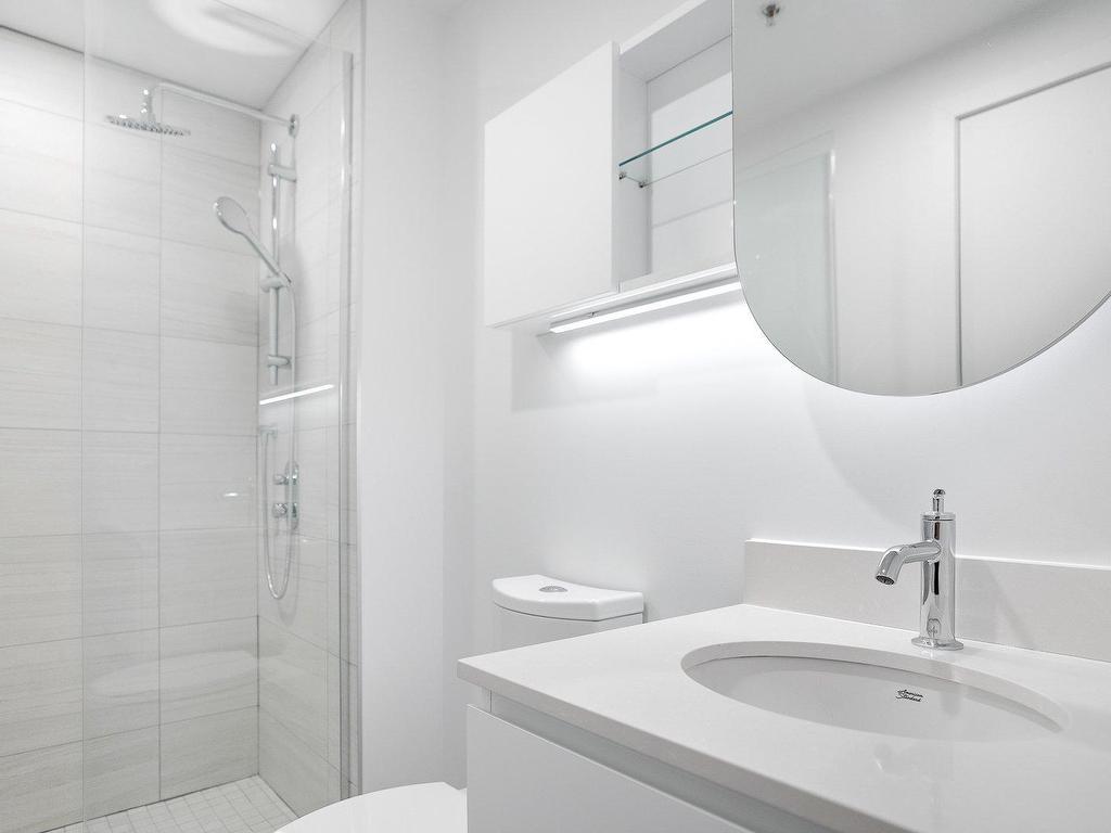 









2320


Rue Tupper

, 1411,
Montréal (Ville-Marie),




QC
H3H0B8

