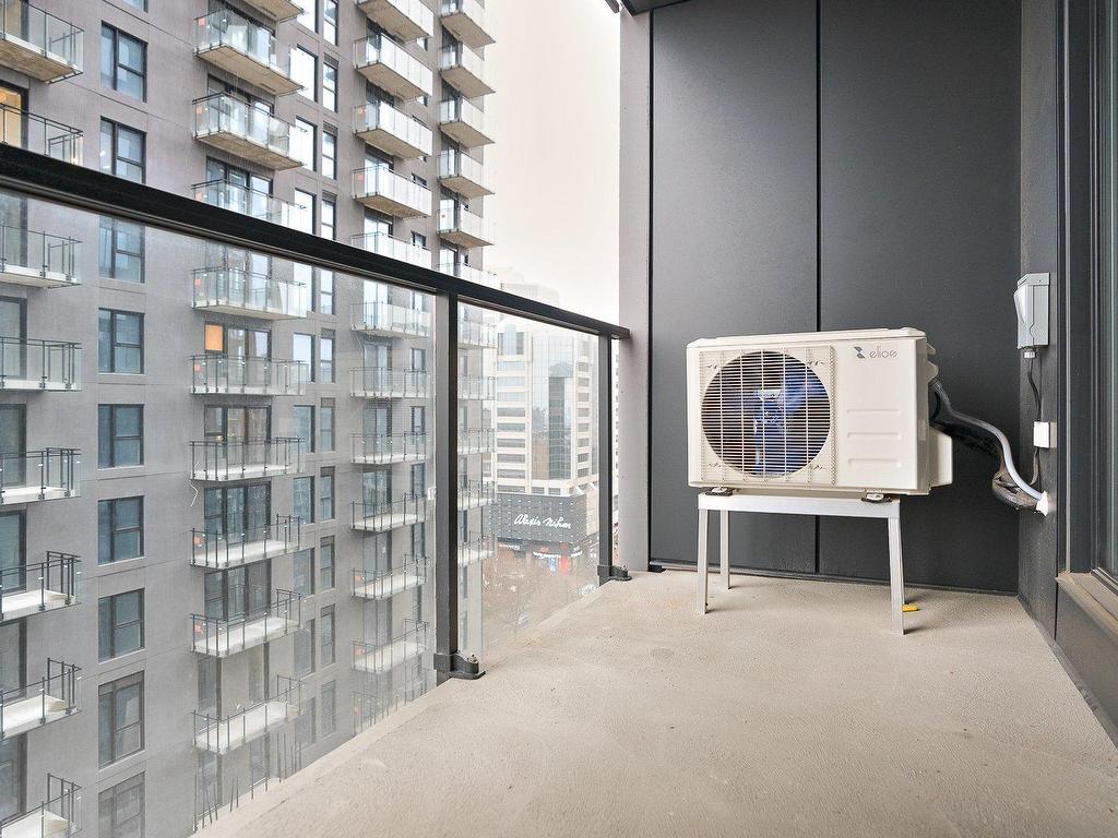 









2320


Rue Tupper

, 1411,
Montréal (Ville-Marie),




QC
H3H0B8

