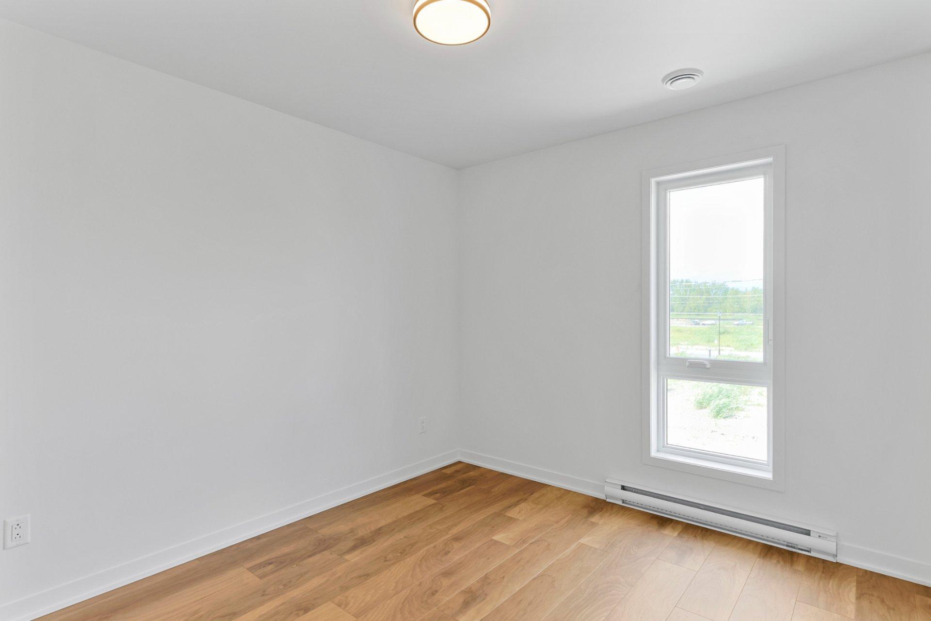 









126


Rue du Quai

,
Saint-Louis-de-Gonzague,




QC
J0S1T0

