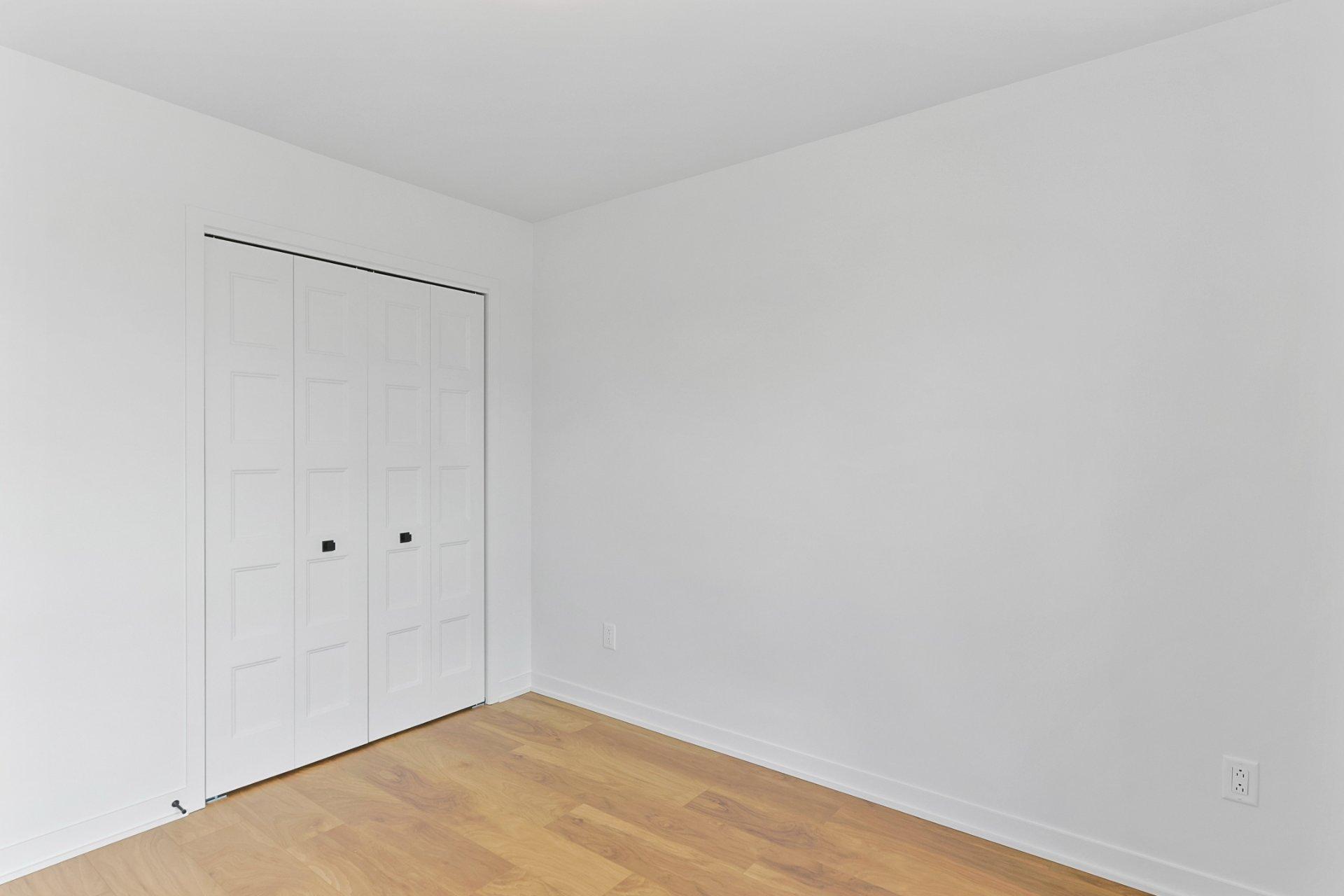 









126


Rue du Quai

,
Saint-Louis-de-Gonzague,




QC
J0S1T0

