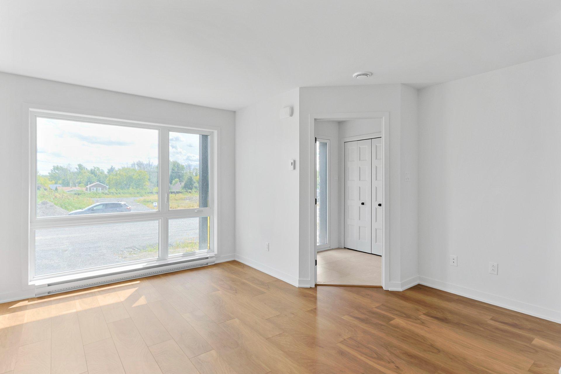 









126


Rue du Quai

,
Saint-Louis-de-Gonzague,




QC
J0S1T0

