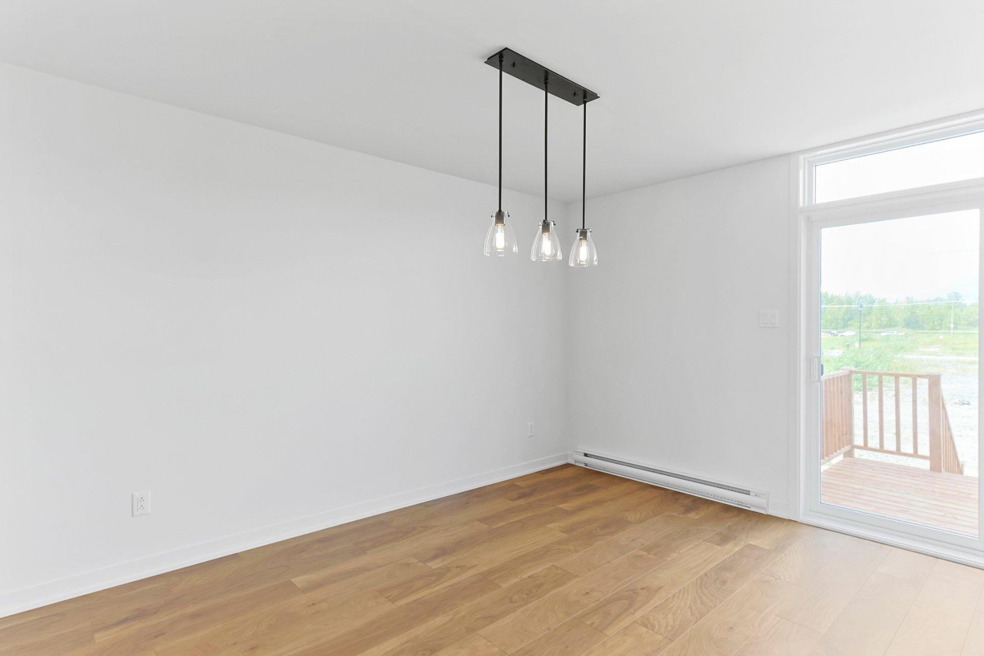 









126


Rue du Quai

,
Saint-Louis-de-Gonzague,




QC
J0S1T0

