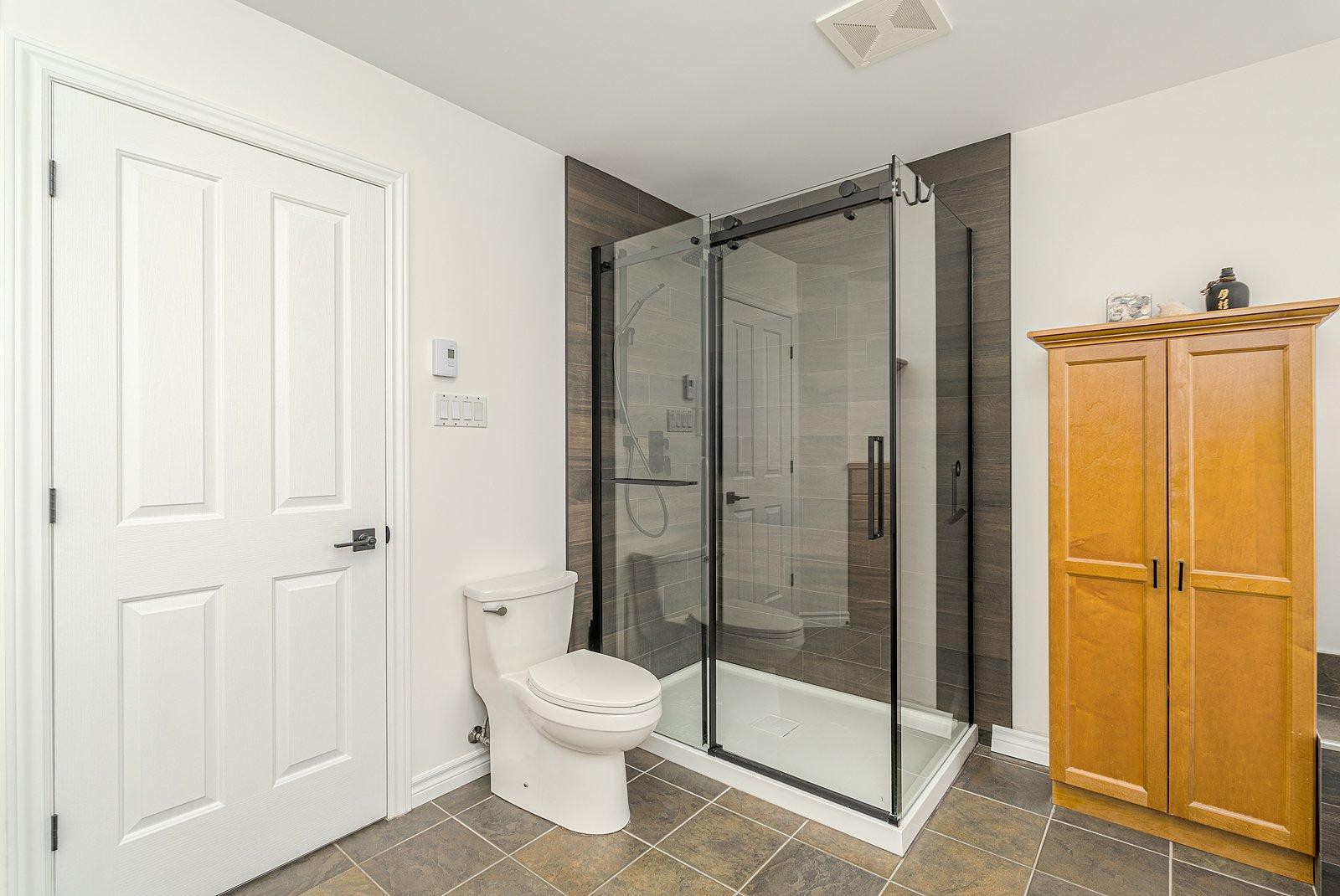 









4665


Rue Gustave

,
Sherbrooke (Brompton/Rock Forest/Saint-Élie/Deauville),




QC
J1N4H3

