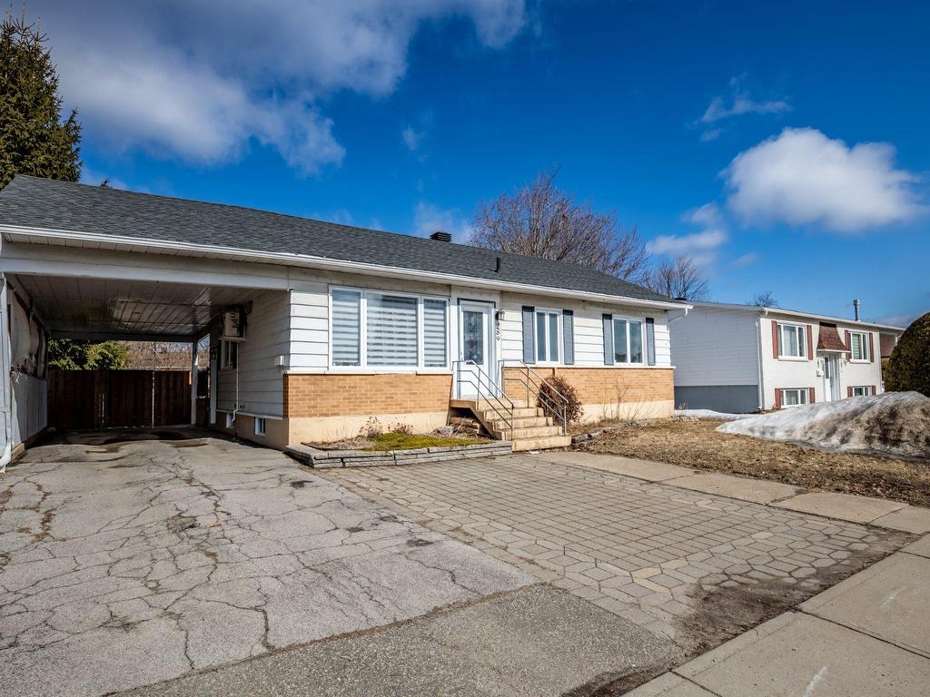 









289


Rue Montplaisir

,
Trois-Rivières,




QC
G8T3A2

