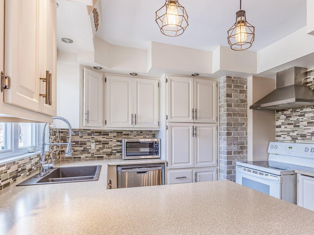 









289


Rue Montplaisir

,
Trois-Rivières,




QC
G8T3A2

