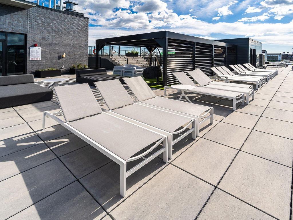 









42


Rue du Square-Sir-George-Étienne-Cartier

, 426,
Le Sud-Ouest (Montréal),




QC
H4C0C6


