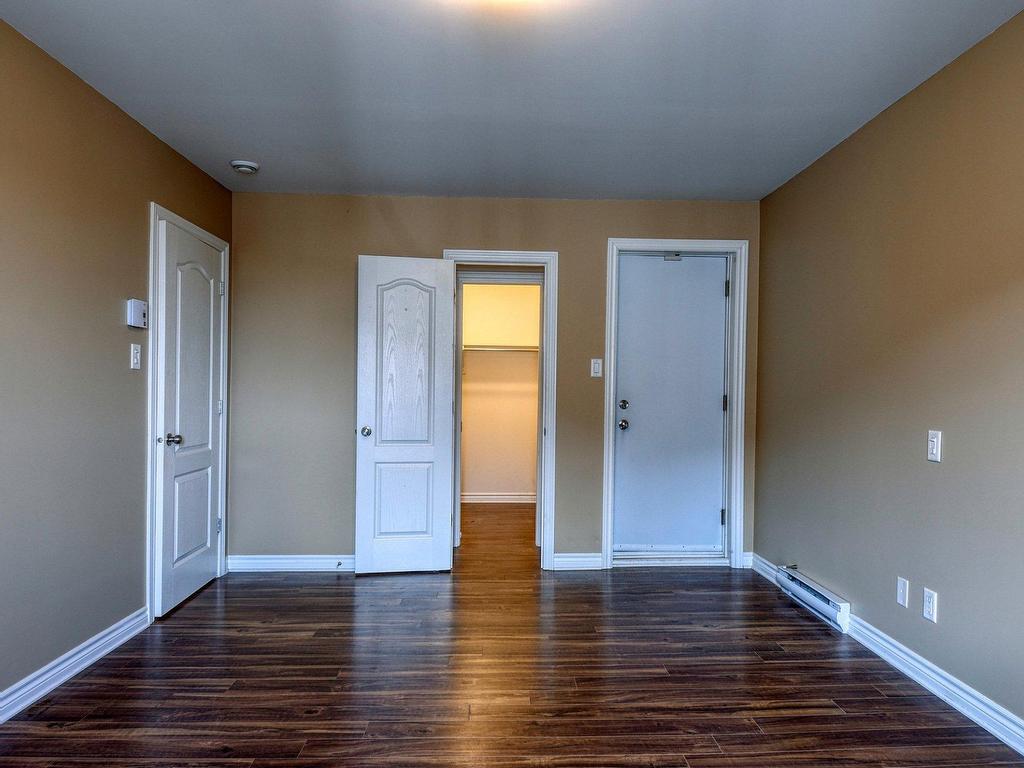 









1180


Rue Émile-Bouchard

, 302,
Vaudreuil-Dorion,




QC
J7V0B6

