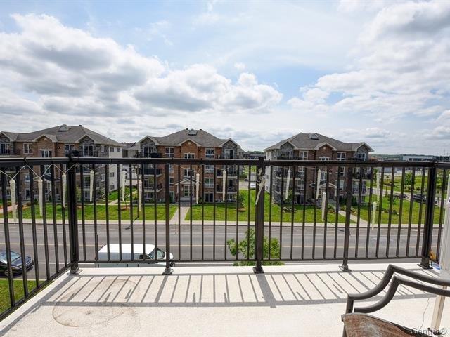 









1180


Rue Émile-Bouchard

, 302,
Vaudreuil-Dorion,




QC
J7V0B6


