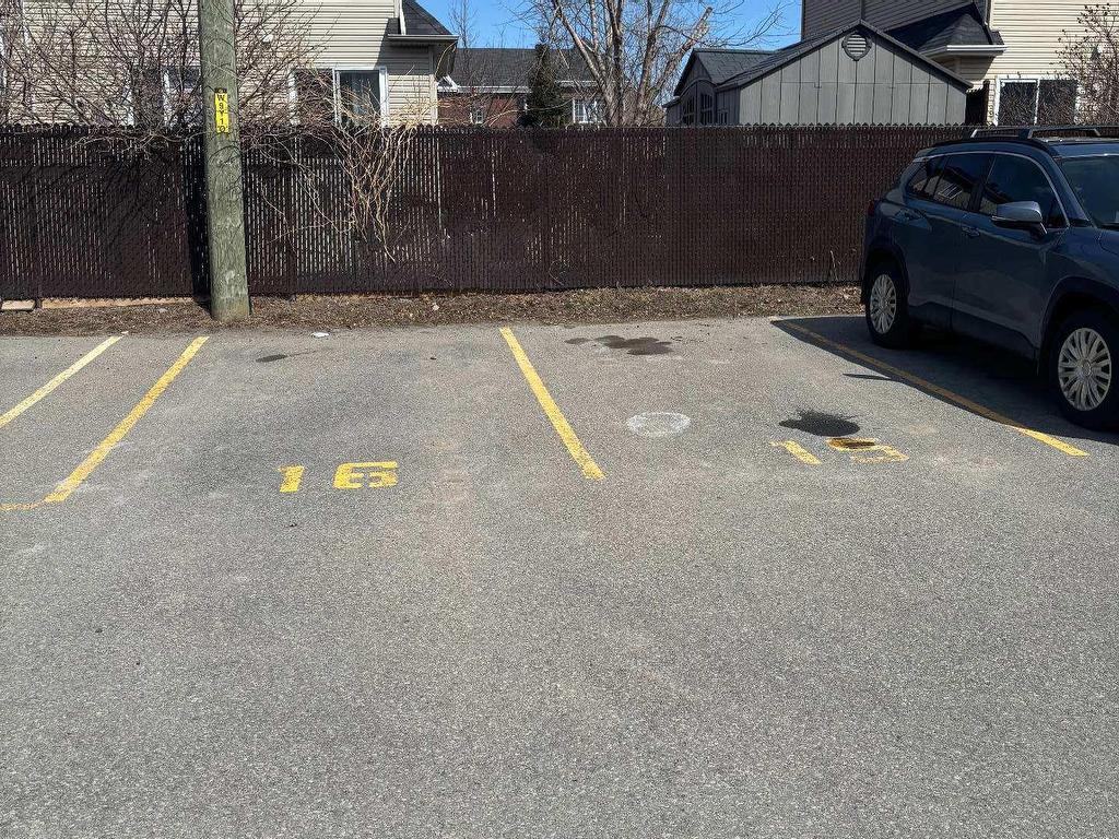 









1180


Rue Émile-Bouchard

, 302,
Vaudreuil-Dorion,




QC
J7V0B6

