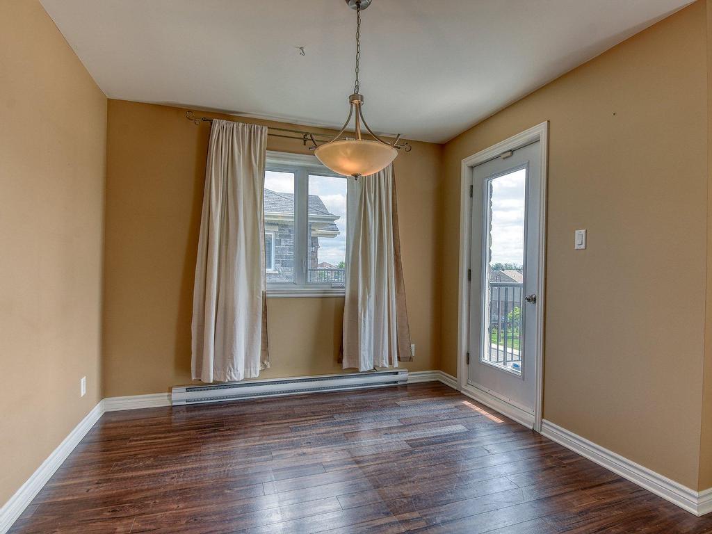 









1180


Rue Émile-Bouchard

, 302,
Vaudreuil-Dorion,




QC
J7V0B6

