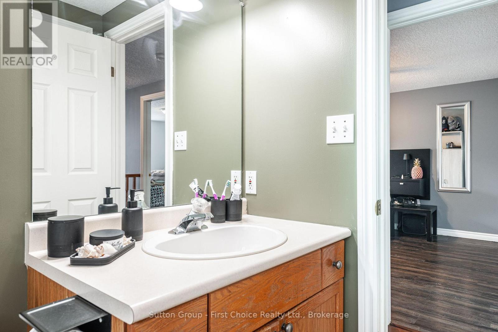 












110 WINGFIELD AVENUE

,
Stratford,




Ontario
N5A7Z2

