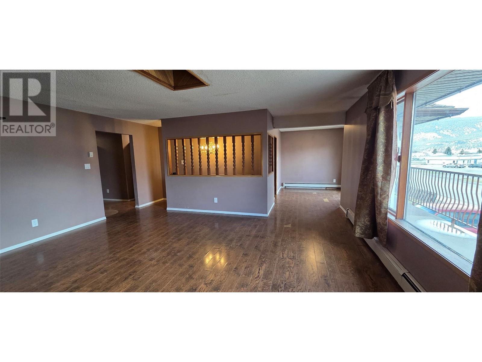 












2940 Clapperton Avenue

,
Merritt,




British Columbia
V1K1G2

