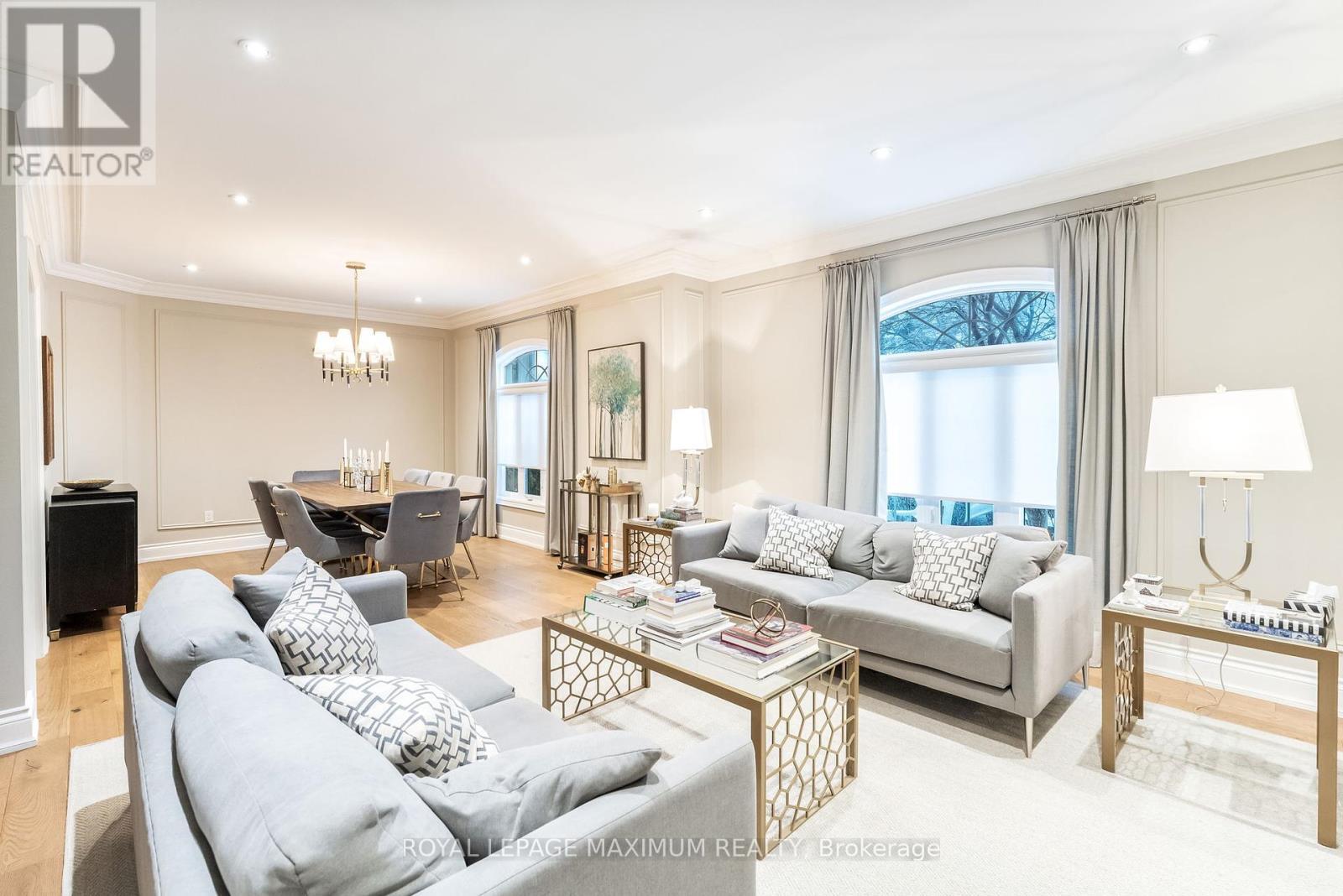 












14 PINE GROVE ROAD

,
Vaughan,




Ontario
L4L2X1

