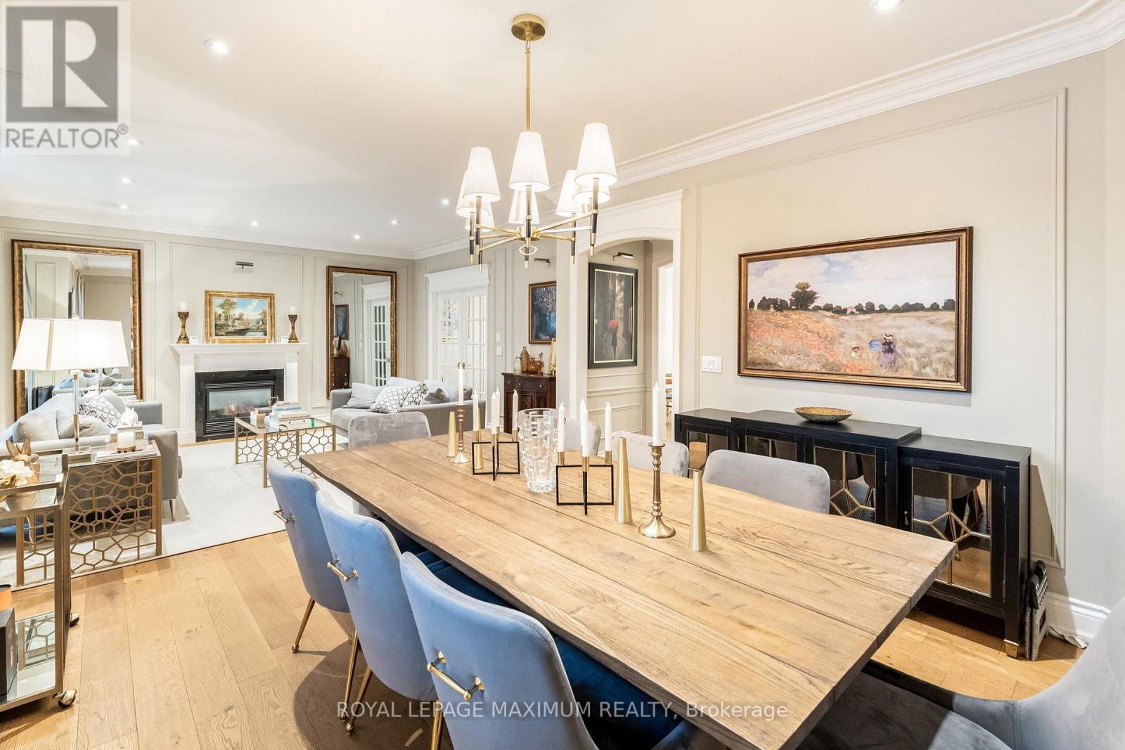 












14 PINE GROVE ROAD

,
Vaughan,




Ontario
L4L2X1

