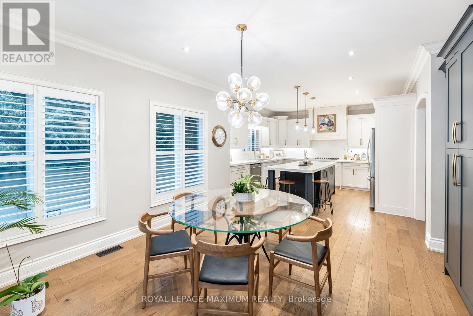 












14 PINE GROVE ROAD

,
Vaughan,




Ontario
L4L2X1

