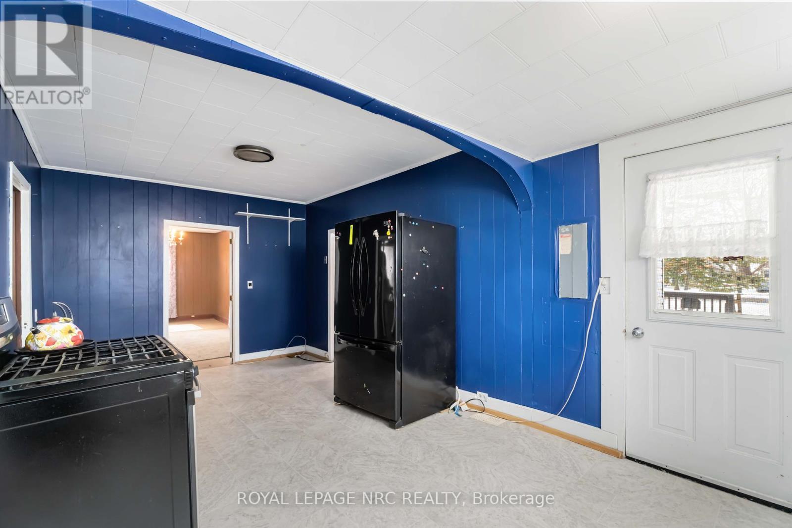












368 RIDGEWAY ROAD

,
Fort Erie (Crystal Beach),




Ontario
L0S1N0


