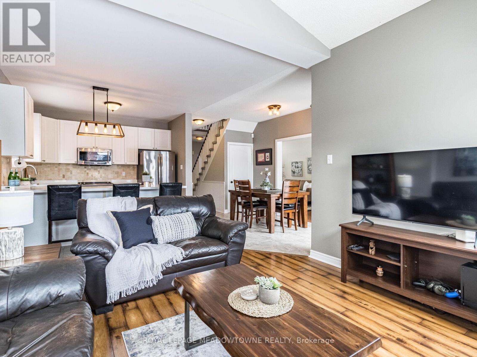 












51 ROBERTSON DAVIES DRIVE

,
Brampton,




Ontario
L7A1K3

