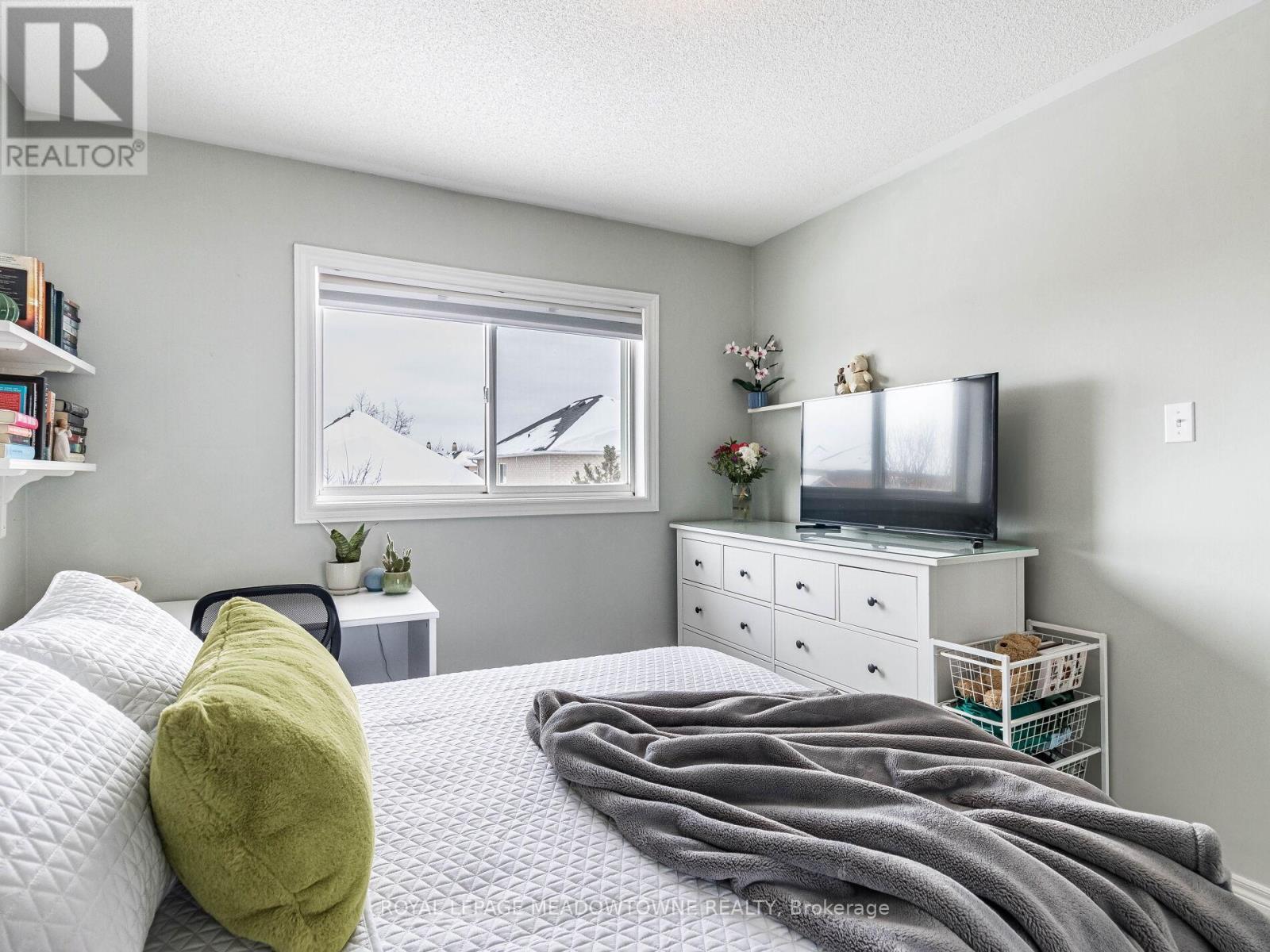 












51 ROBERTSON DAVIES DRIVE

,
Brampton,




Ontario
L7A1K3

