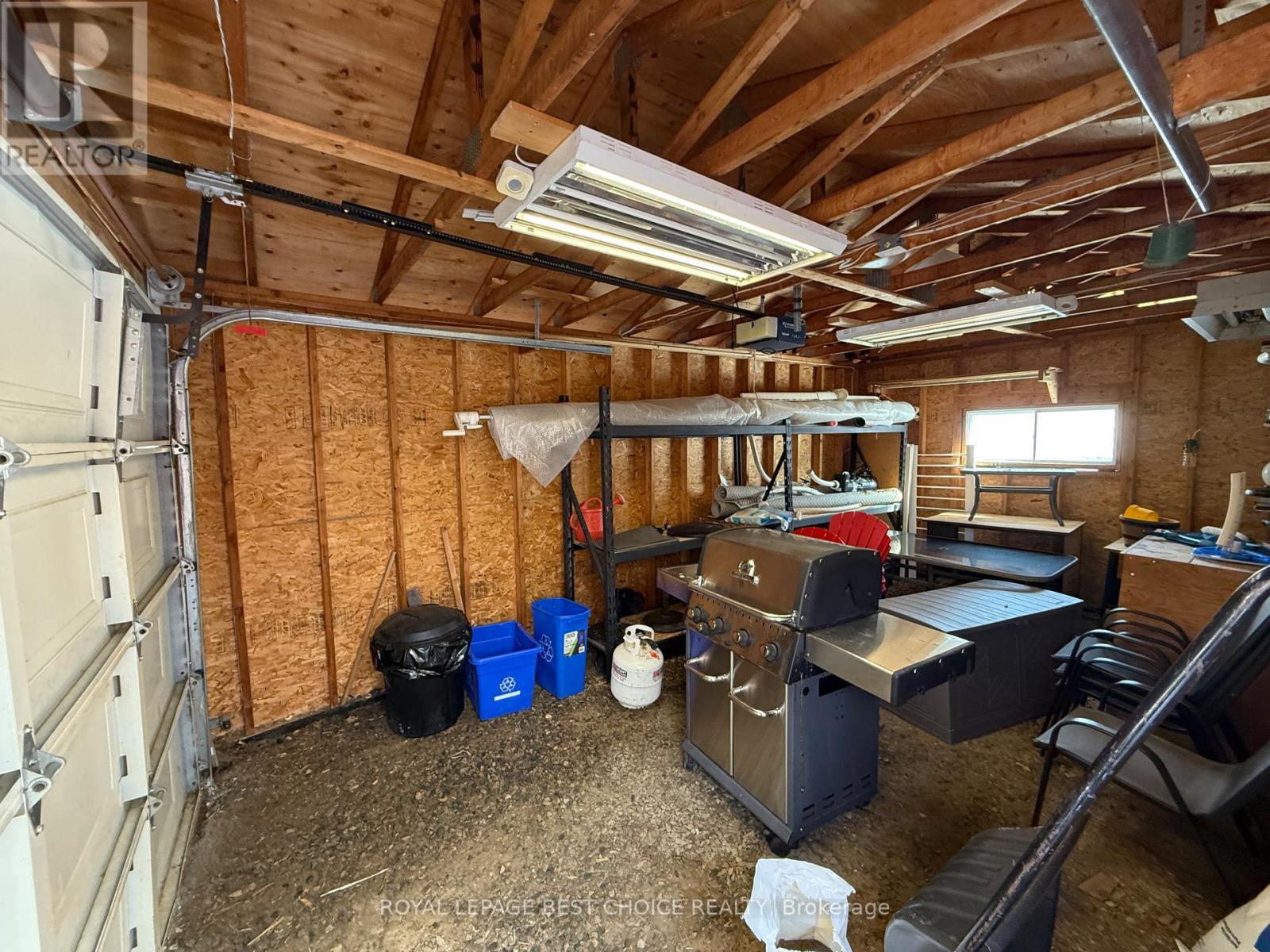 












742247 DAWSON POINT ROAD

,
Temiskaming Shores (New Liskeard),




Ontario
P0J1P0

