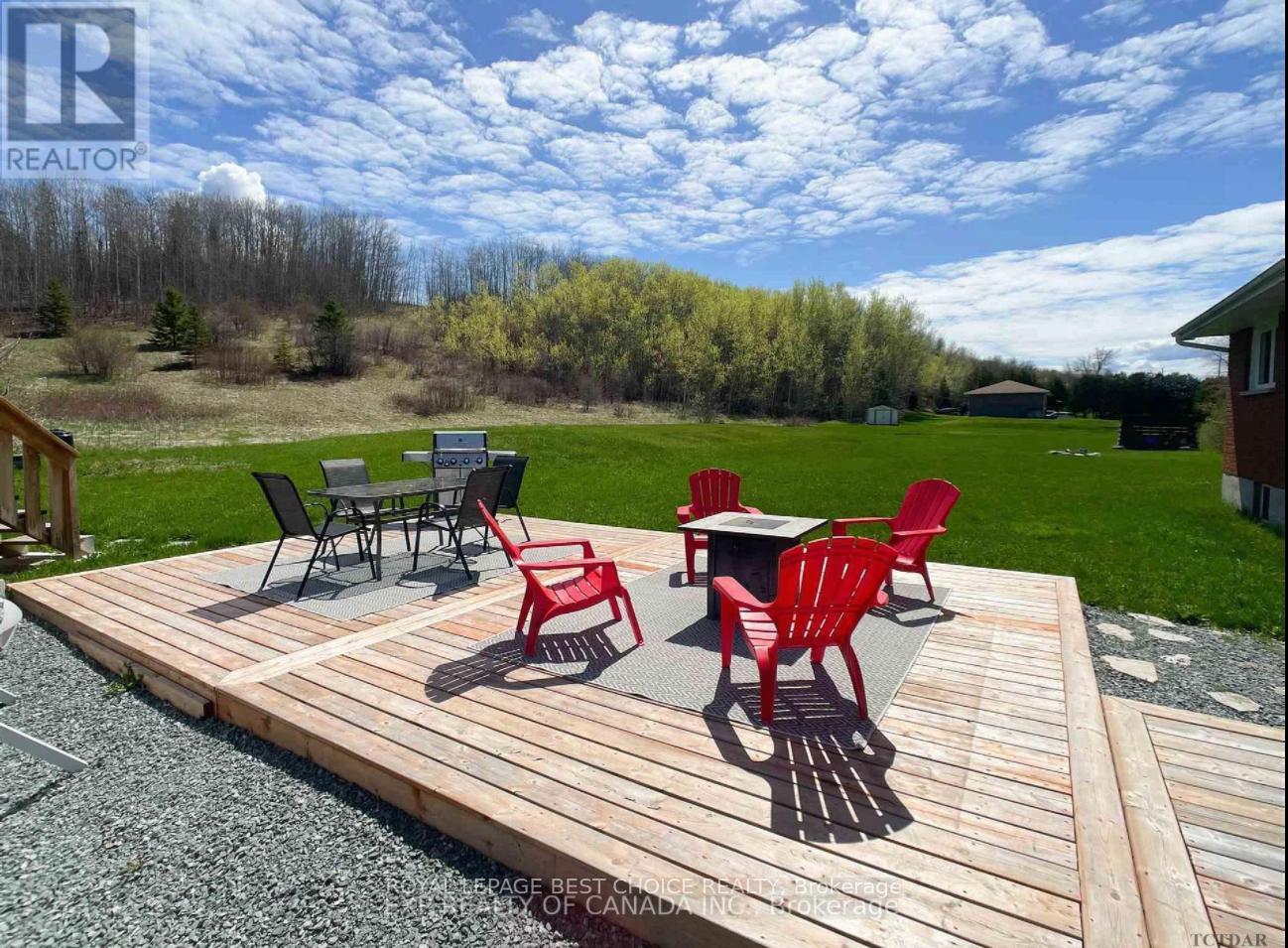 












742247 DAWSON POINT ROAD

,
Temiskaming Shores (New Liskeard),




Ontario
P0J1P0

