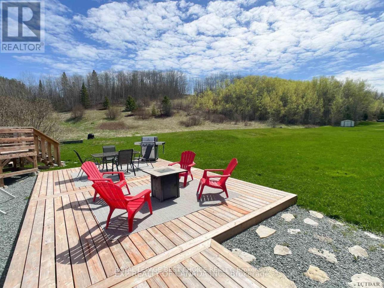 












742247 DAWSON POINT ROAD

,
Temiskaming Shores (New Liskeard),




Ontario
P0J1P0

