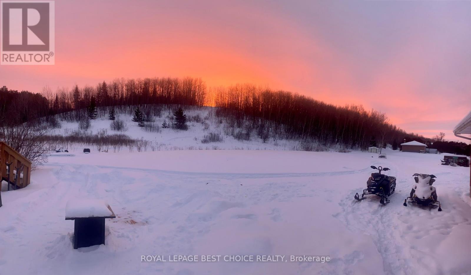 












742247 DAWSON POINT ROAD

,
Temiskaming Shores (New Liskeard),




Ontario
P0J1P0

