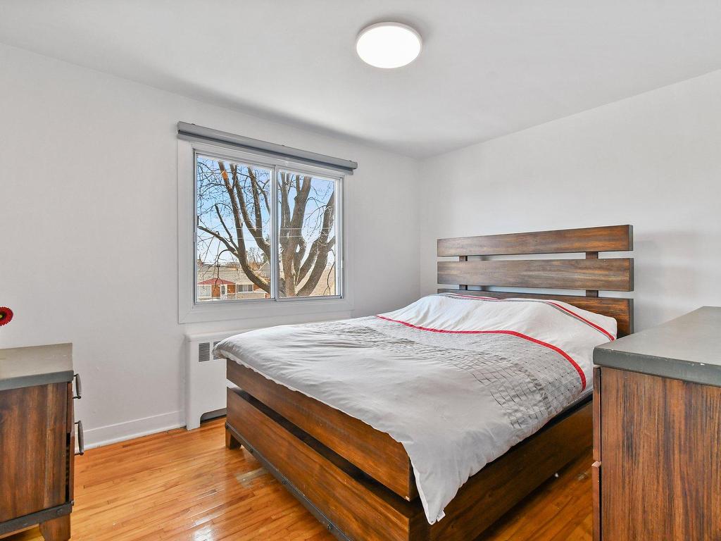 









125Z

 - 127Z


Av. Brien

,
Laval (Laval-des-Rapides),




QC
H7N3M2

