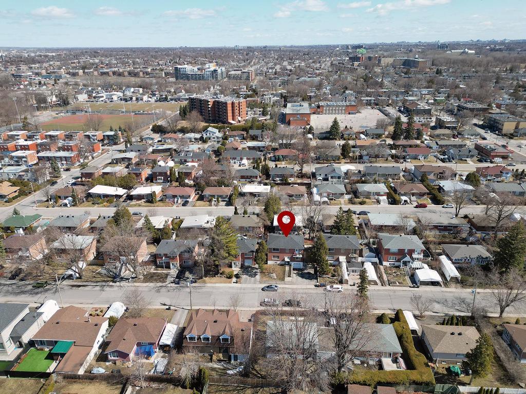 









125Z

 - 127Z


Av. Brien

,
Laval (Laval-des-Rapides),




QC
H7N3M2

