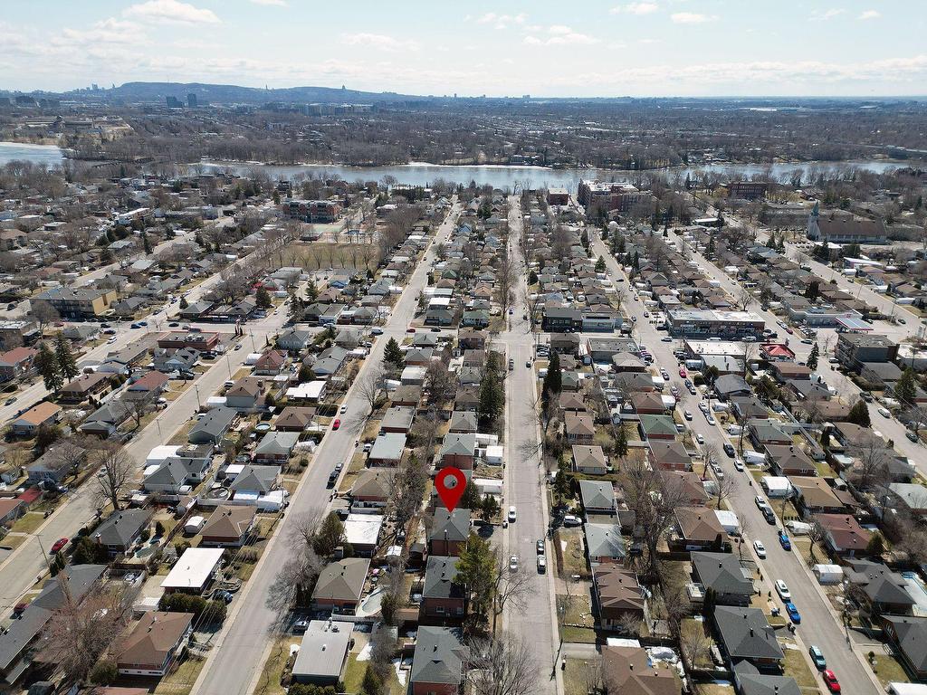 









125Z

 - 127Z


Av. Brien

,
Laval (Laval-des-Rapides),




QC
H7N3M2

