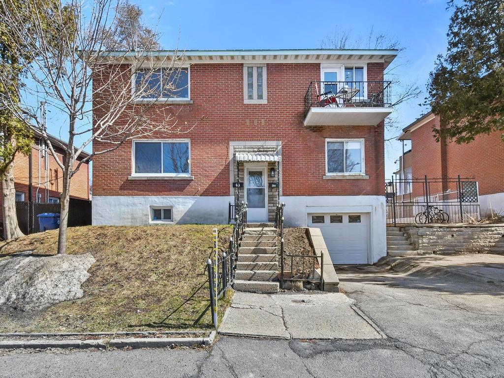









125Z

 - 127Z


Av. Brien

,
Laval (Laval-des-Rapides),




QC
H7N3M2

