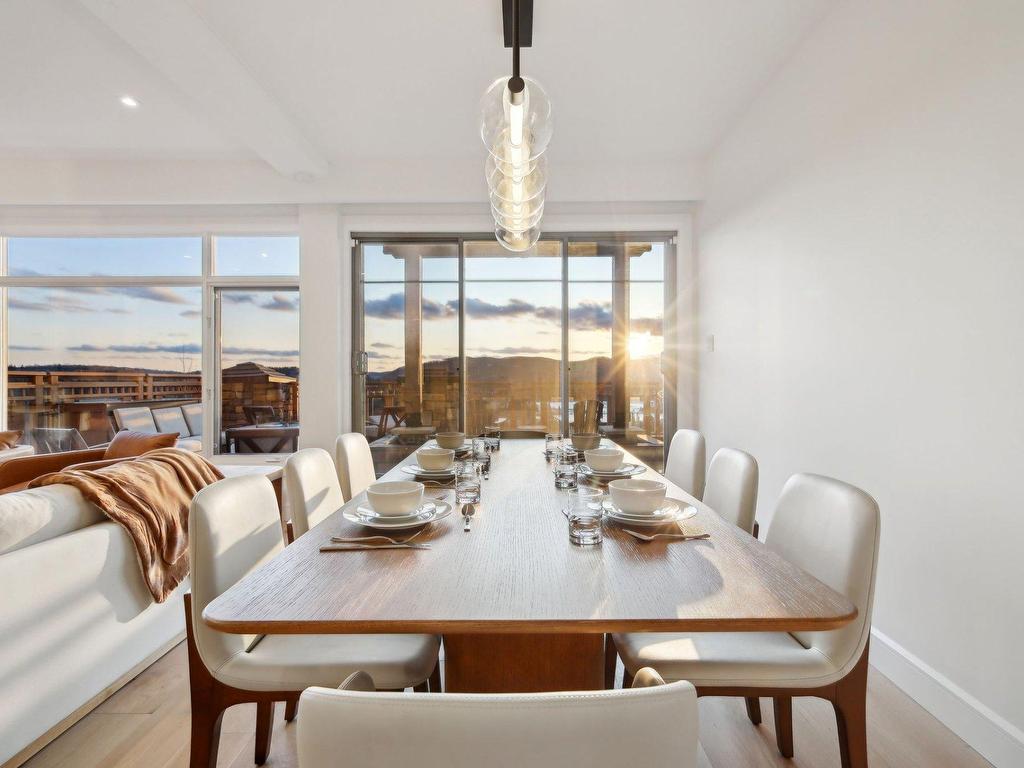 









168


Ch. au Pied-de-la-Montagne

, 4,
Mont-Tremblant,




QC
J8E3M2


