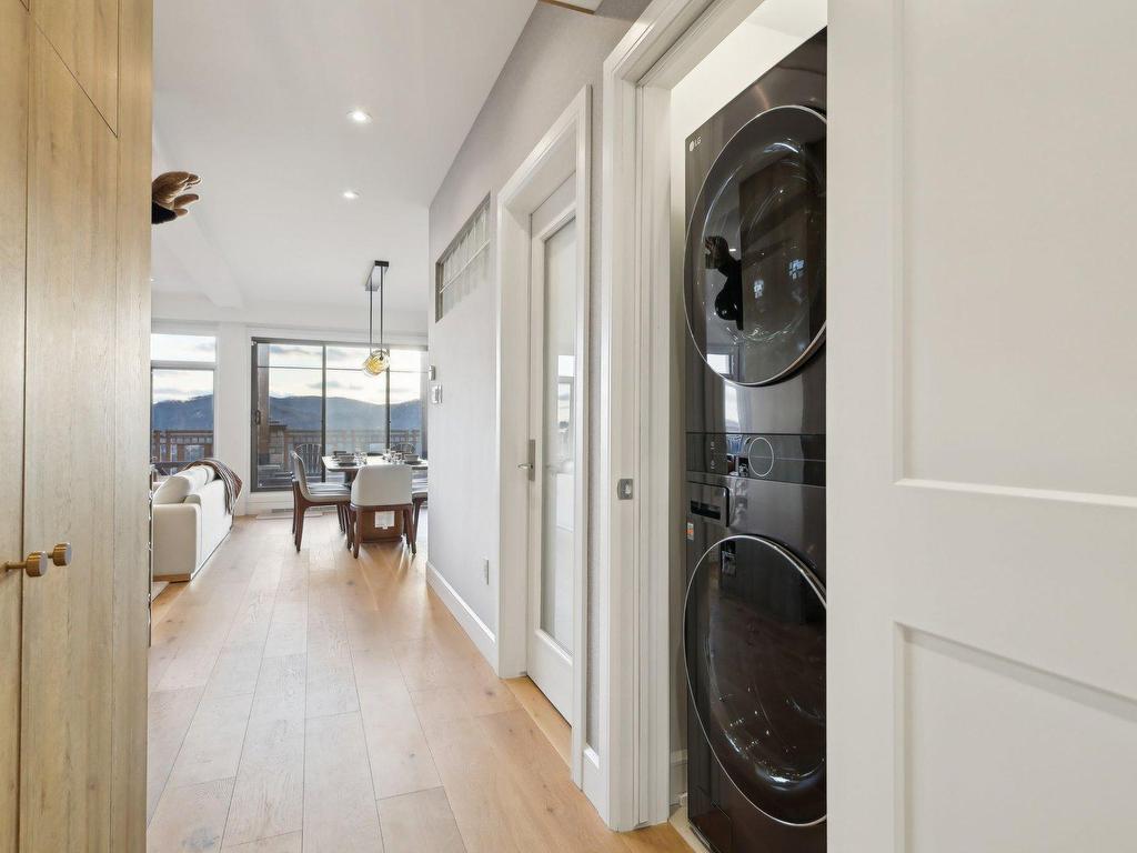 









168


Ch. au Pied-de-la-Montagne

, 4,
Mont-Tremblant,




QC
J8E3M2

